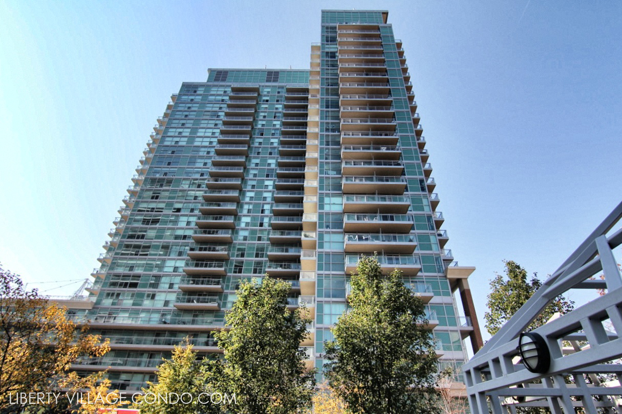 Vibe Condos at 100 Western Battery Rd in Liberty Village