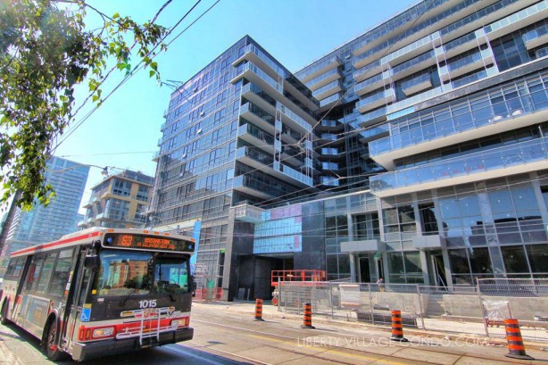 The 63 Ossington Bus stops in front of DNA3 Condos on Shaw St