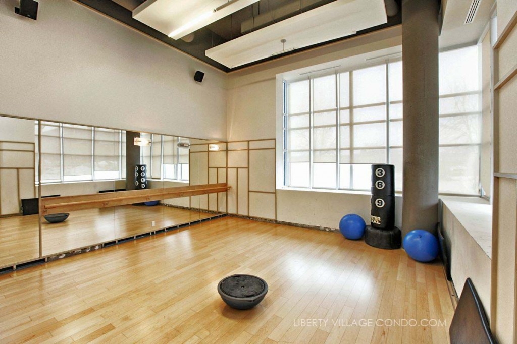 5 Hanna Ave Amenities Yoga Studio