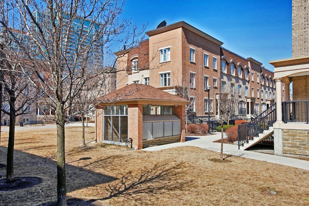 Liberty Village townhouse courtyard