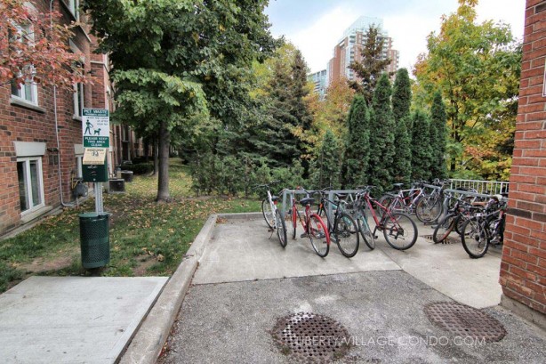 Sudbury St townhouses bicycle parking